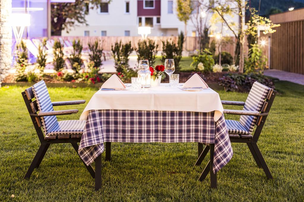 Hotel Restaurant Langgenhof Brunico Eksteriør billede